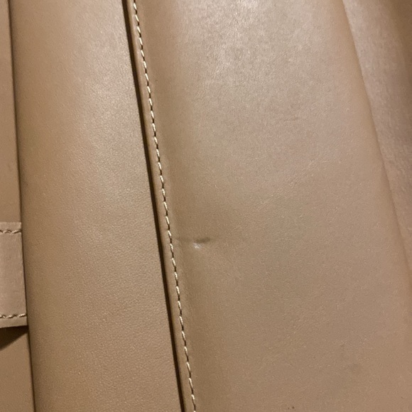 LOUIS VUITTON
Authentic Monogram Vernis Sarah Wallet - Picture 5 of 14